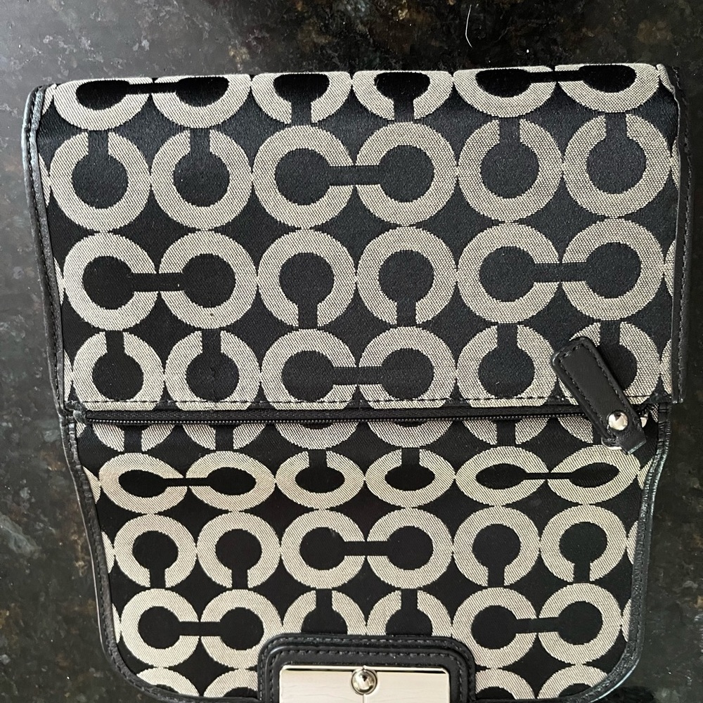 Coach Black/White Op Art Clutch wallet with Flap  snap Closure cash/check cover